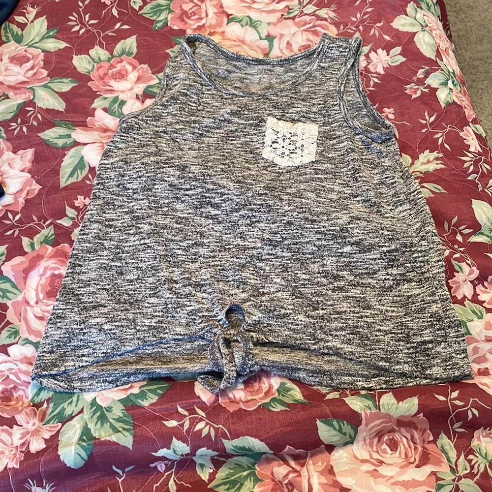 Grey tank